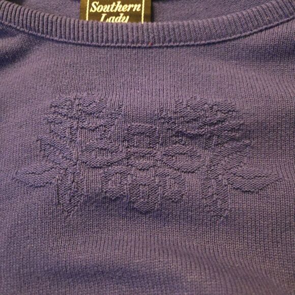 Vintage Southern Lady Large Sweater USA Purple Cottage Core Floral Easter Spring - Picture 4 of 9